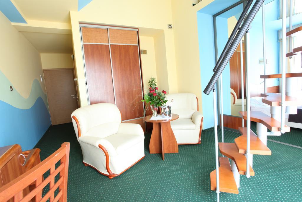 Hotel Arka Spa วีสวา ห้อง รูปภาพ