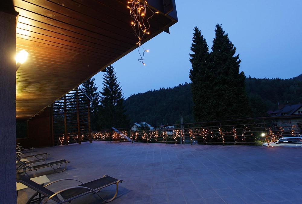 Hotel Arka Spa วีสวา ภายนอก รูปภาพ